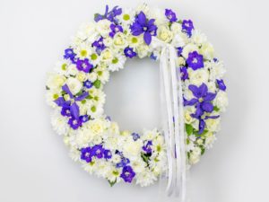 Lillepärg suur valgete ja siniste lilledega